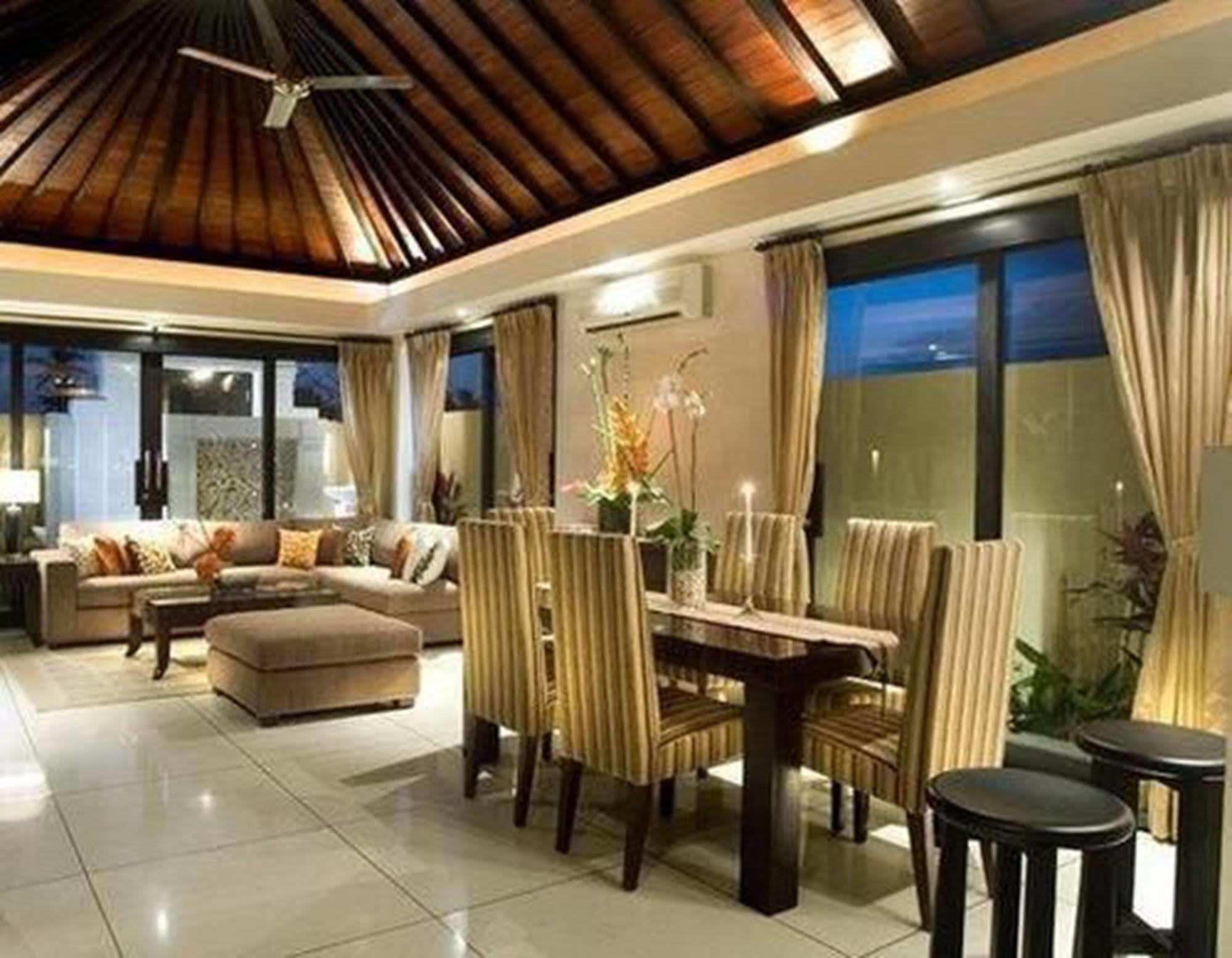 The Seri Villas Seminyak By Premier Hospitality Asia 外观 照片